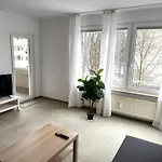 Privat Near Messe Апартаменты *